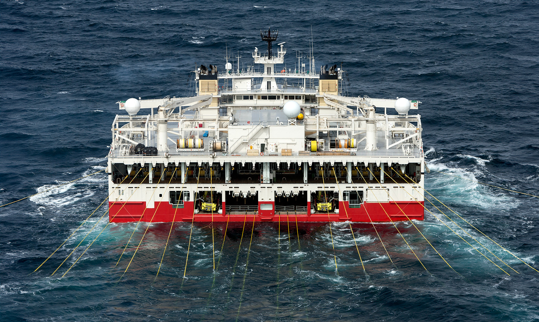 TGS Ramform Atlas - Towed Streamer Solutions